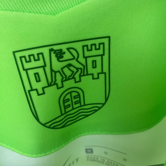NIKE VFL Wolfsburg Soccer Home Jersey 2020/2021. - Picture 9 of 10